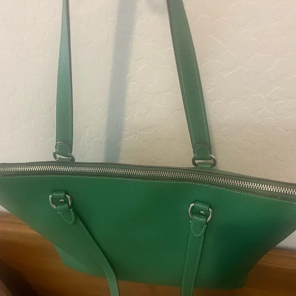Coach Vibrant Green Leather Tote - Picture 9 of 16